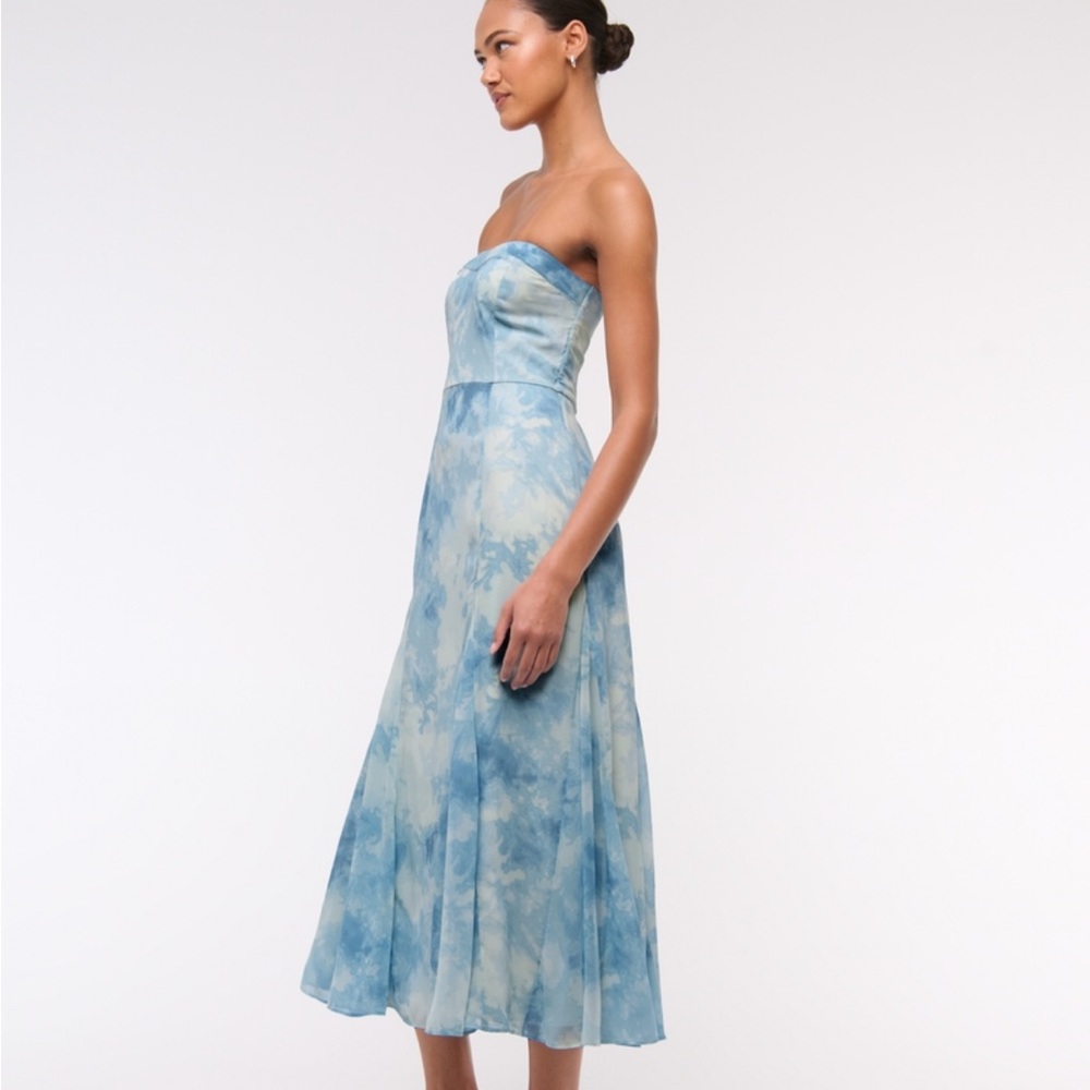 Abercrombie & Fitch Camille strapless godet midi dress - Picture 3 of 5